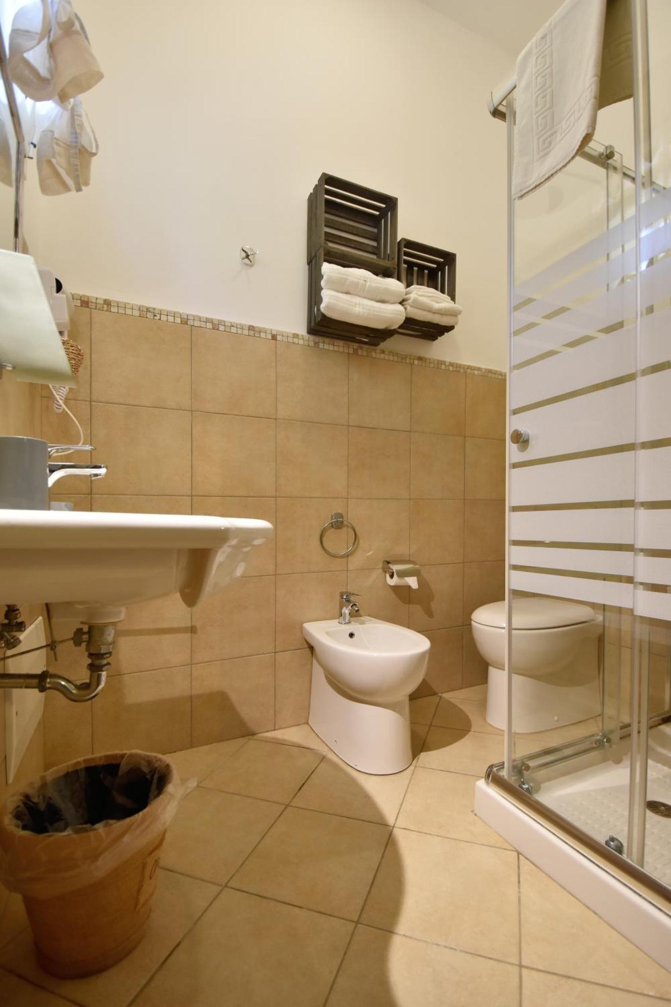 Double or Twin Room Patio